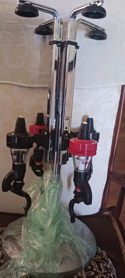 OGGI CORP 4 BOTTLE DISPENSER  SHOTS&FLOWS