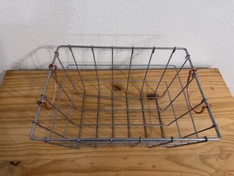 Storage baskets