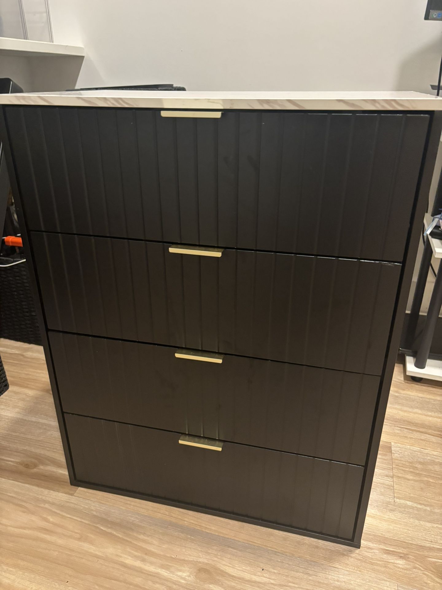 Black Dresser With Marble Top