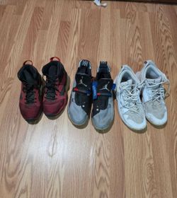 Mens nike size 10  50 each
