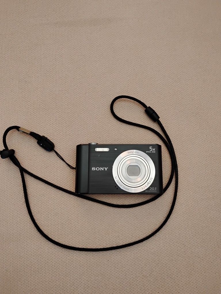 Sony Cybershot Digital Camera In Working Condition