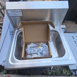 Commercial sink 