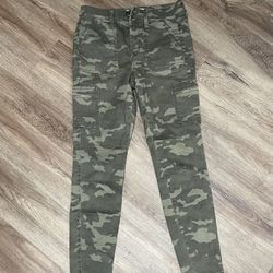 Mudd FLX Stretch Women’s Camo Pants 👖🪖