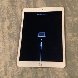 Apple iPad A2197 7th GEN (Wi-Fi Only) – FOR PARTS / REPAIR