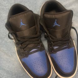 air Jordan like new black and blue size 12