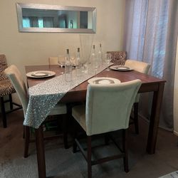 Dining Room Set 