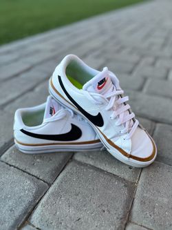 Nike Womens Court Legacy White Casual Shoes Sneakers