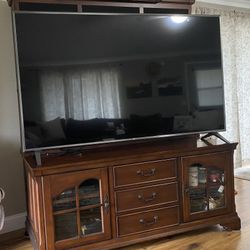 Entertainment center