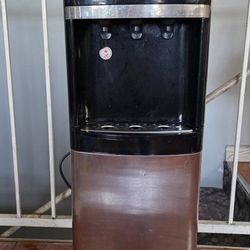 Water Dispenser 