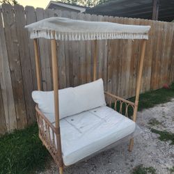 Better Homes & Gardens Willow Sage All-Weather Wicker Outdoor Canopy Chair