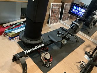2021 Like New Nordiktrack 2100 Home Gym - Washington, NJ