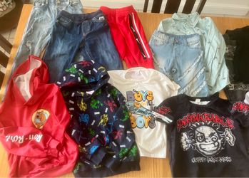 14 Piece Lot of Boys Clothes