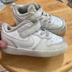 Toddler Nike Size 8