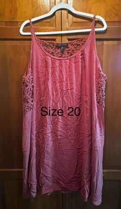 Women’s dress-size 20
