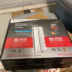 Motorola AC1800 Modem & Wi-Fi Router 