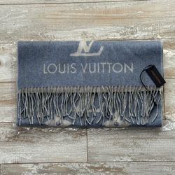 Louis Vuitton Reykjavik cashmere scarf