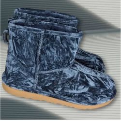 UGG Australia Classic Mini II Crushed Velvet Boots