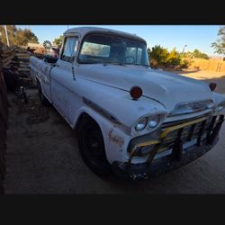 1959 Chevrolet Apache 