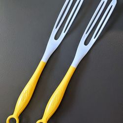 2 x Swiffer Duster 