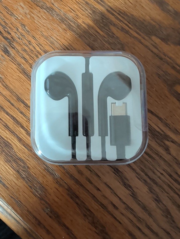 Earbuds