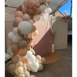 It’s A Girl Balloon Decor