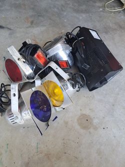 7 PIECES MUSICIANS OR DJ.COLORS   LAMPS, LEFLECTORS DECORATION 