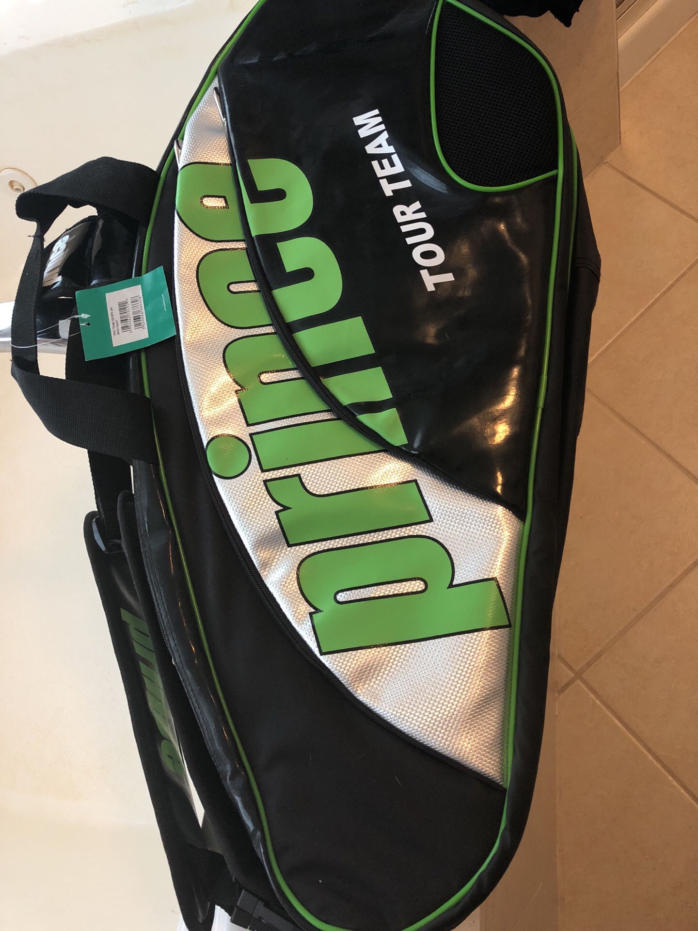 Pro team 5 racket tennis bag. New