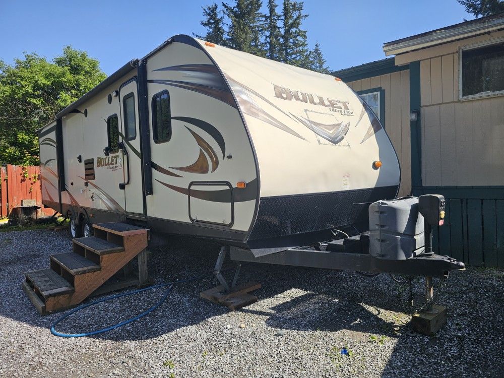 2015 Keystone Bullet Ultra Lite