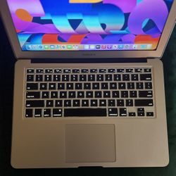 MacBook Air Like New Condition  13”