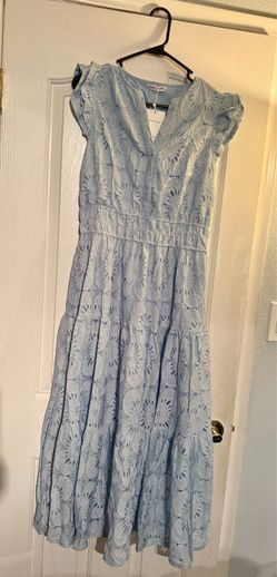 Brand new Pretty Gardens Size Med Dress