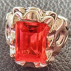 Shiny Red Glassstone Vintage Ring