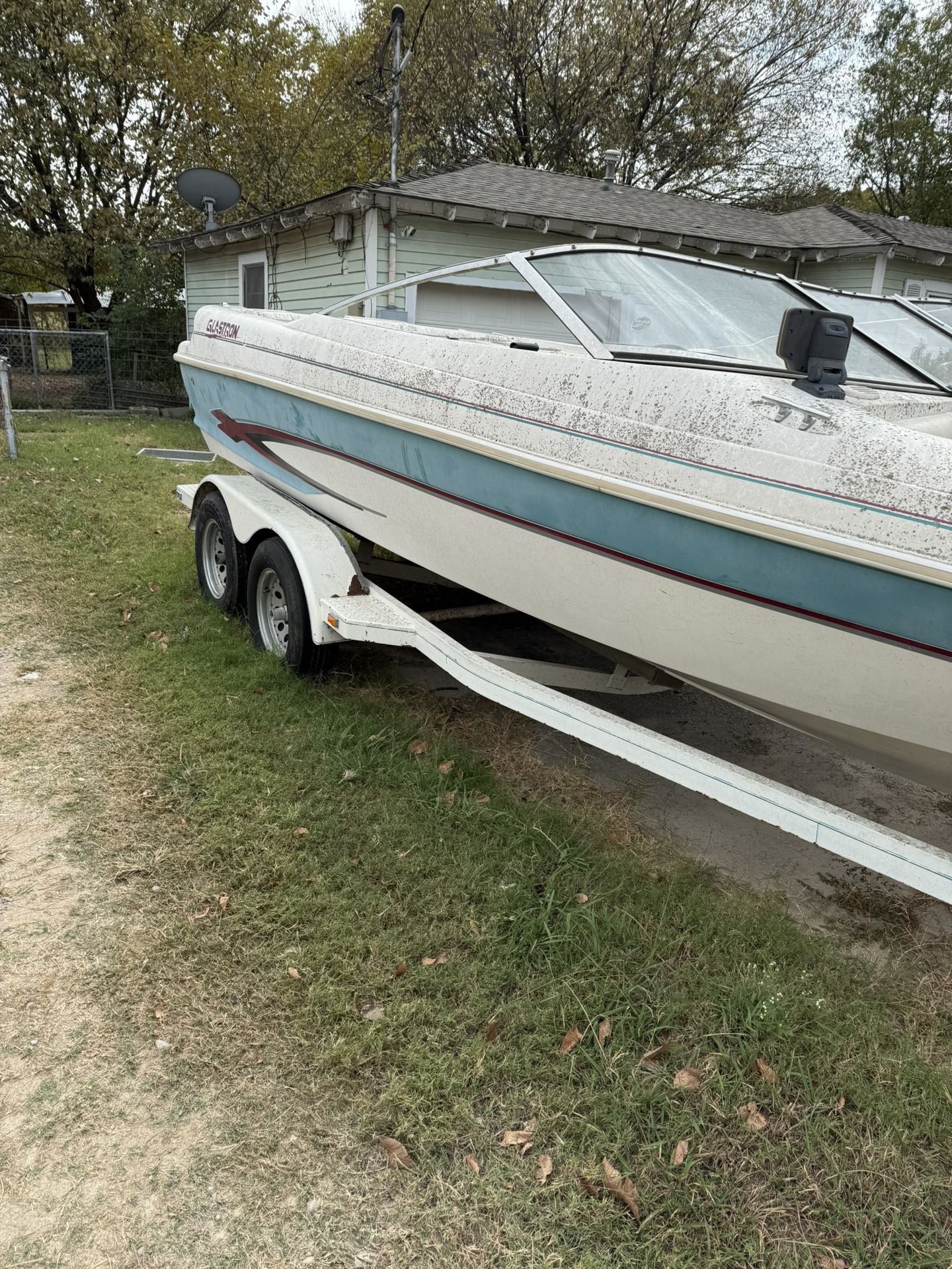 1997 Glastron Boat