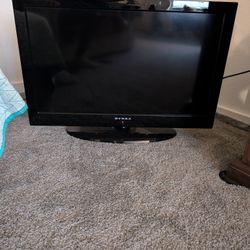 32" T.V. (Older Flat Screen/ Free Standing)