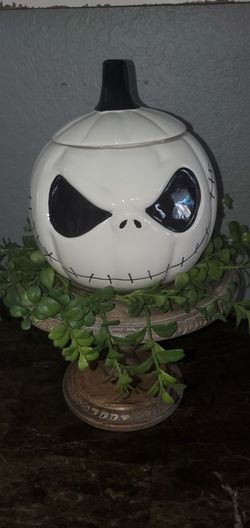 Holloween Jack Skellionton Cookie Jar
