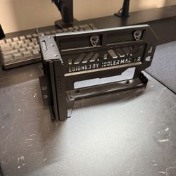 Coolermaster Vertical GPU Mount