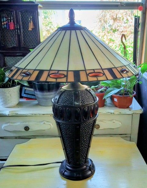 Vintage Tiffany Style Lamp
