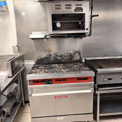 Vulcan commercial gas range And imperial Salamander $2000