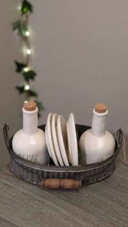 Oil and Vinegar Serving Set