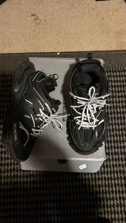 BALENCIAGA Tracks Sneakers White & Black, EU42/US9