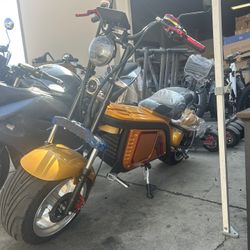Electric Motor Cycle 2000w 40mph yellow