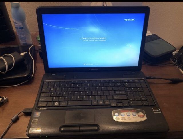 Toshiba Laptop with Windows 7 and office 2019