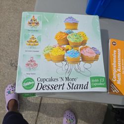 Wilton Cupcakes & More Dessert Stand