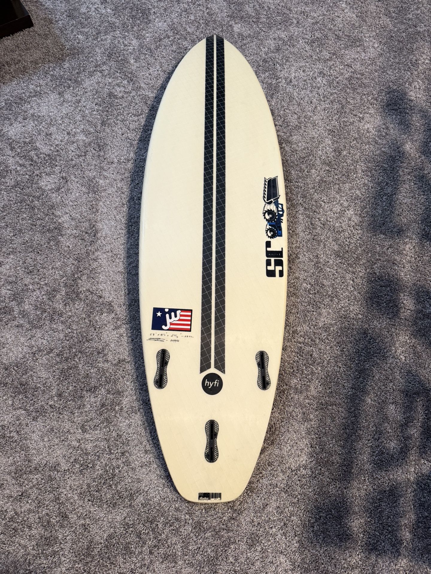 5’8 JS HYFI Monsta Surfboard