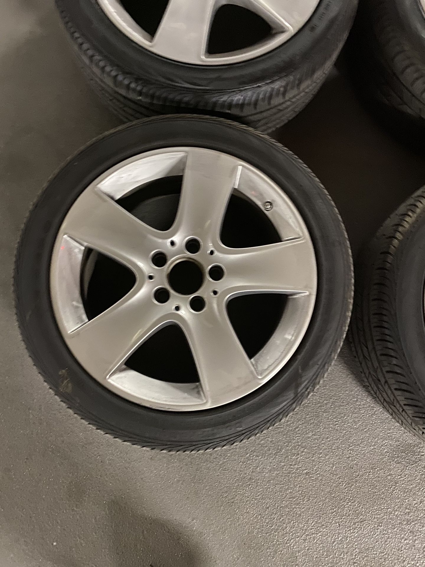 Mercedes CLA250 rims and tires