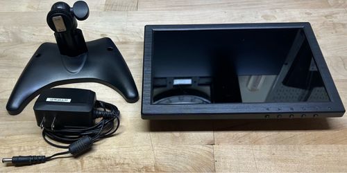 10.1” LCD Monitor