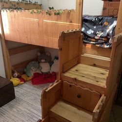Wood Bunkbed / Cama de madera