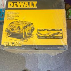 Dewalt Thickness Planer DW735X