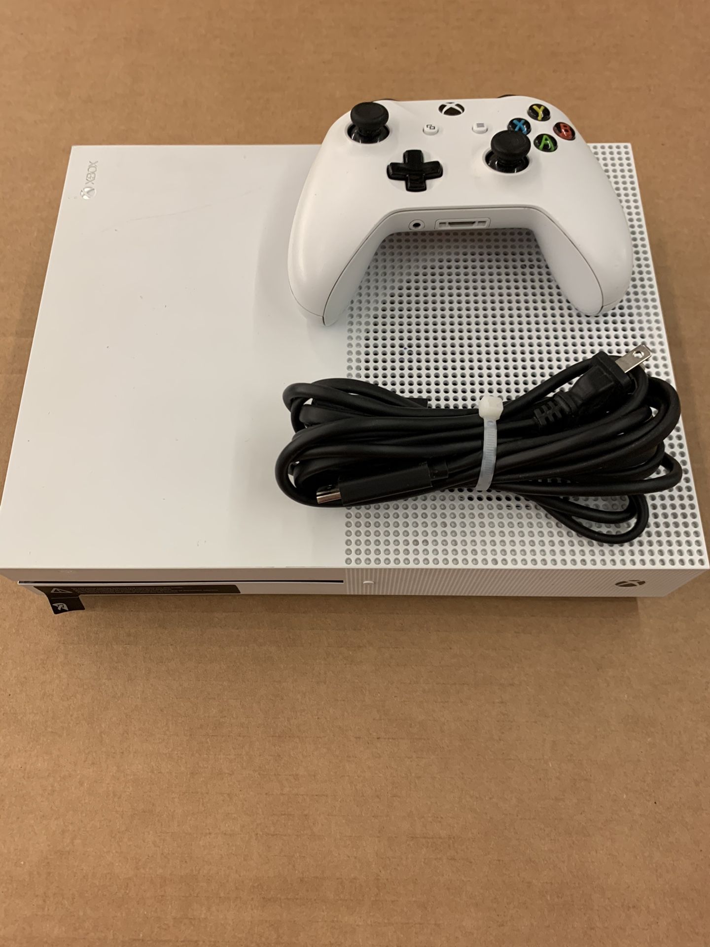 Xbox one S for Sale in San Antonio, TX OfferUp