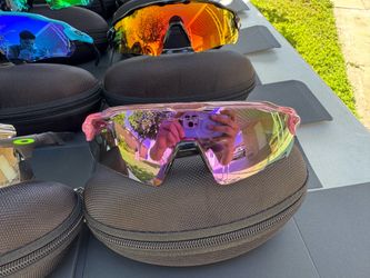 Pink Oakley Radar EV path