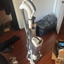 Shark Navigator Vacuum 